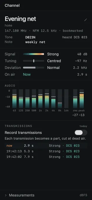 The Leyline inspector on a net on 147.180 MHz: the heard DCS code, 023, beside the bookmark's tone. Simulated signals.